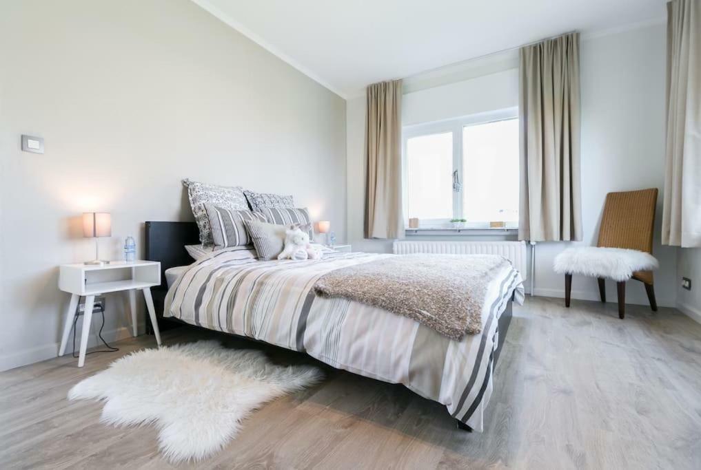 Huize Meter Villa Брюж Екстериор снимка